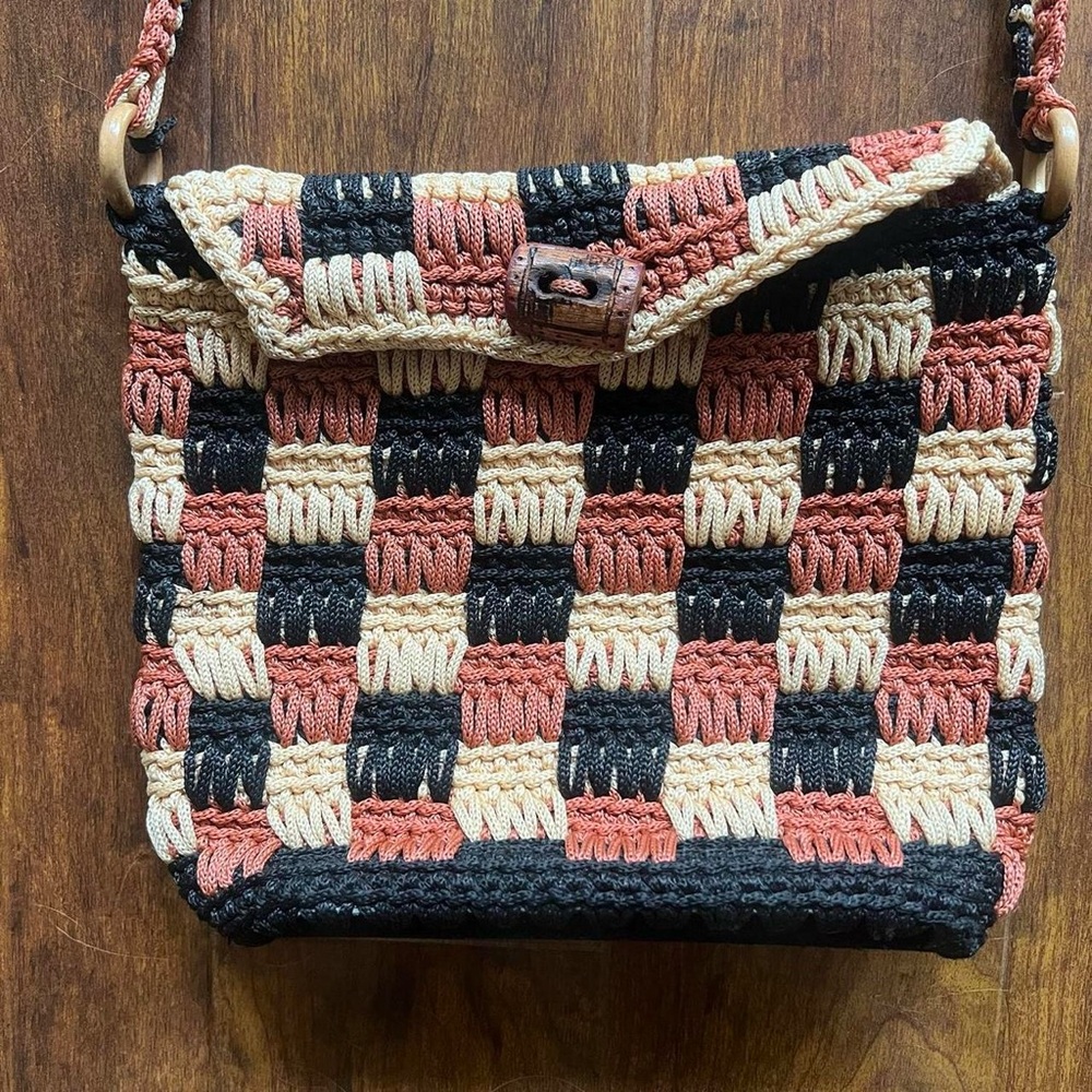 Woven Multicolor Crossbody Bag - Picture 2 of 4